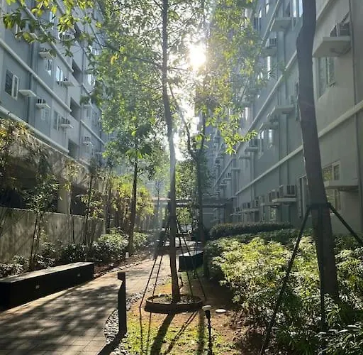 Trees Residences Staycation Fairview Qc Hotel *